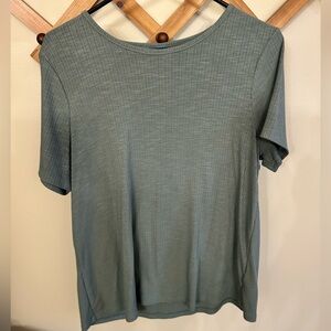 Old Navy Short Sleeve Tee in Cool Blue